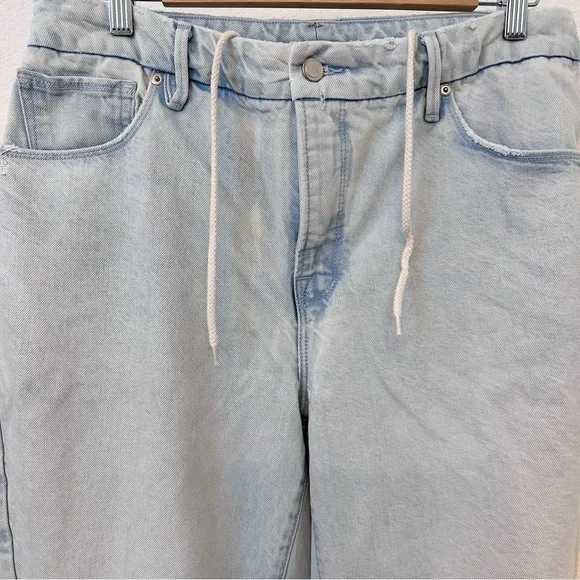 Good American Good 90s Light Wash Relaxed Jeans Size 8/29 Y2K Style Baggy Jeans - Picture 2 of 8